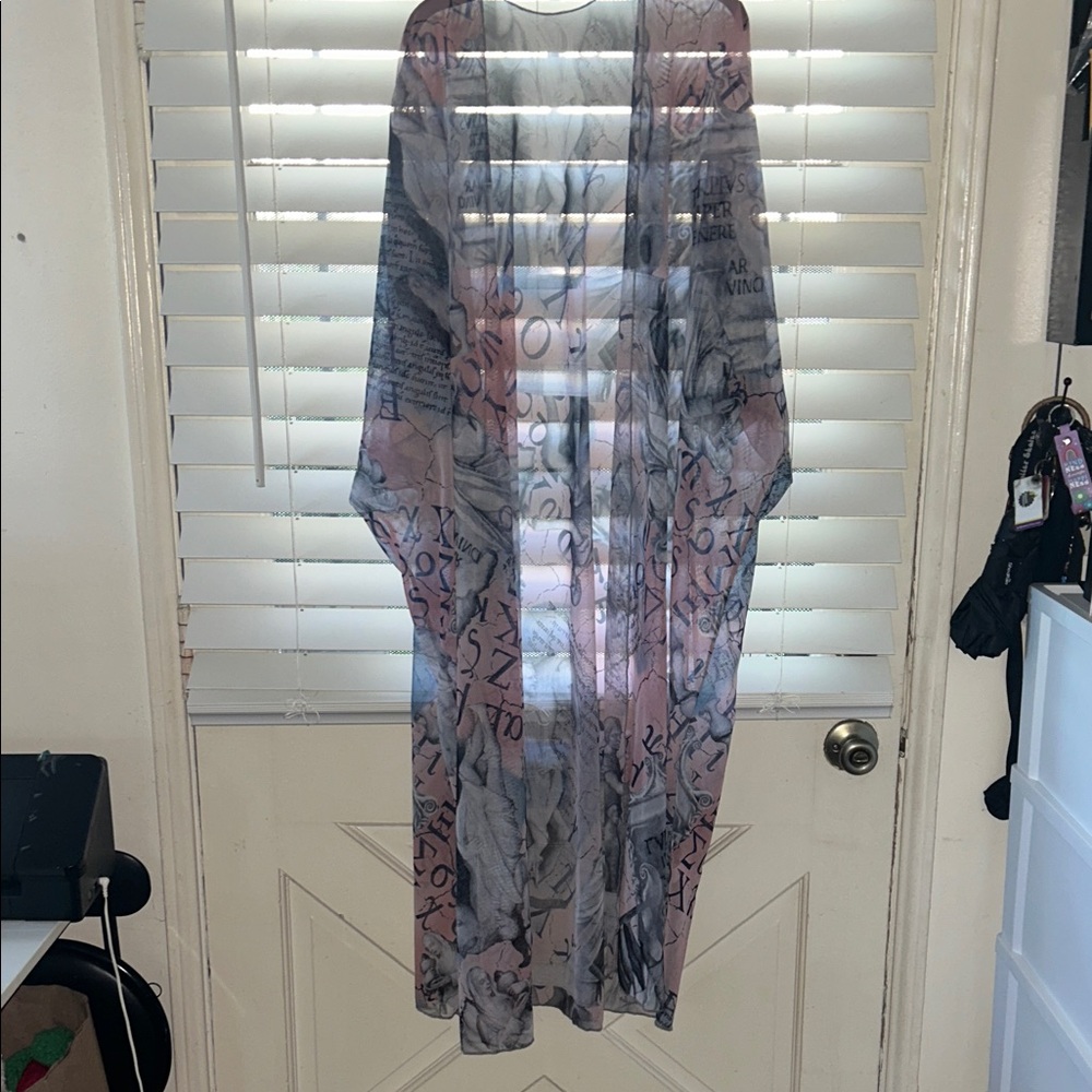 Lady Curvaceous Sheer Kimono